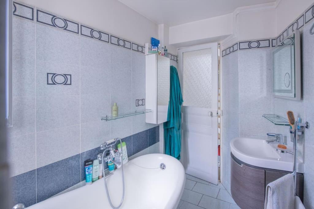 Amazing Flat 3 Bedrooms Notre Dame Appartamento